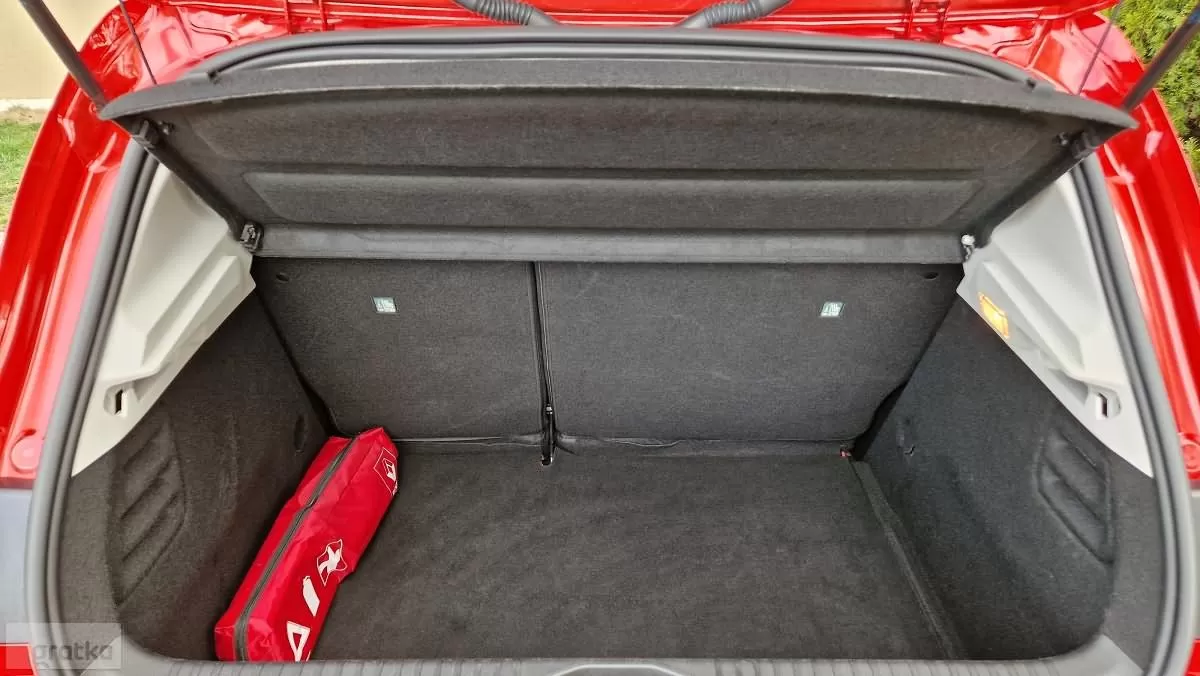 Renault Clio — photo 3